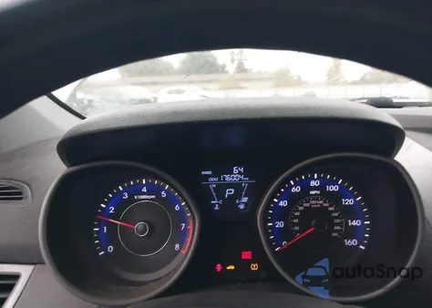 2011 Hyundai Elantra Gls (Ulsan Plant) z USA, uszkodzony, nr VIN KMHDH4AE7BU130733